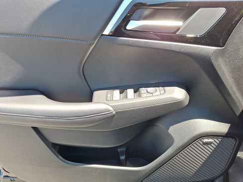 New 2026 Mitsubishi Outlander LE AWD/4WD image 13