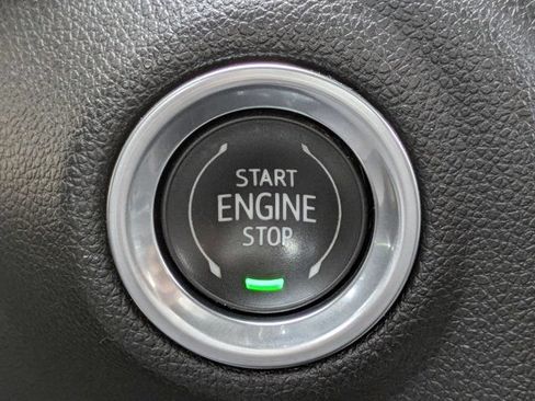 Used 2022 GMC Sierra 2500 AT4 w/ AT4 Premium Plus Package AWD/4WD image 29