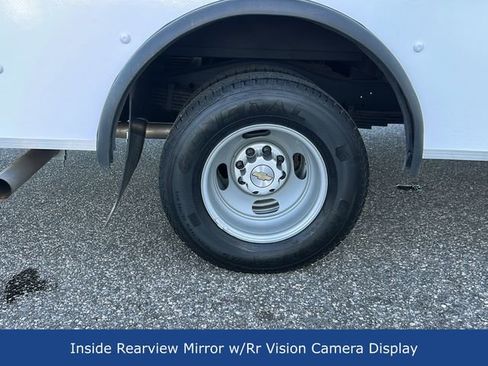 Used 2022 Chevrolet Express 3500 w/ Power Convenience Package RWD image 29