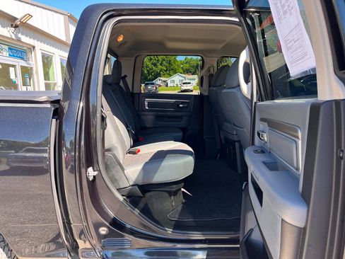 Used 2018 RAM 1500 Big Horn AWD/4WD image 15
