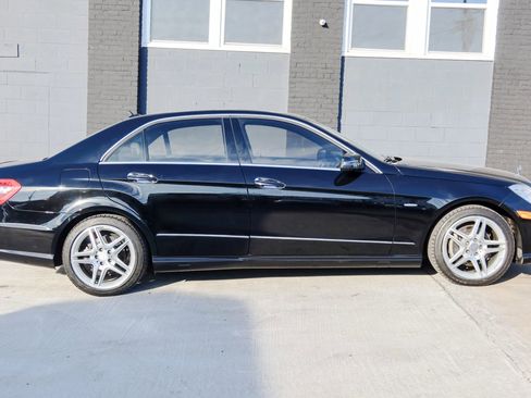 Used 2012 Mercedes-Benz E 350 4MATIC Sedan image 6