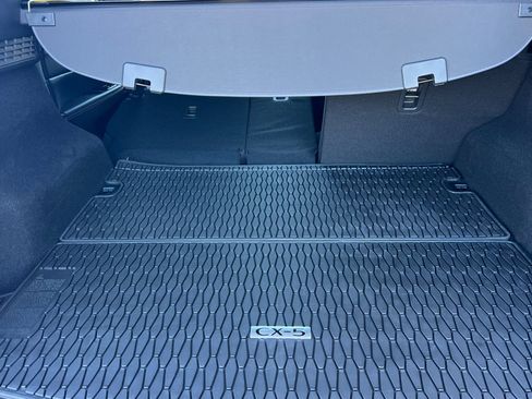 New 2025 MAZDA CX-5 Signature image 12