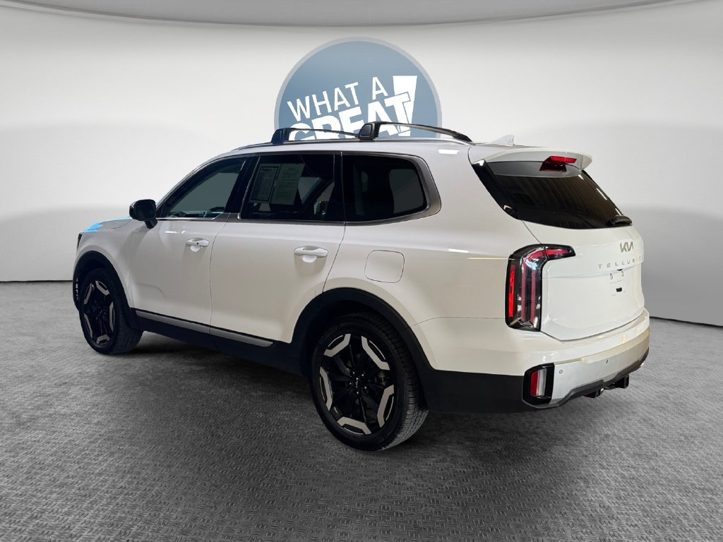 Certified 2024 Kia Telluride EX w/ EX Captain's Chair Package AWD/4WD image 6