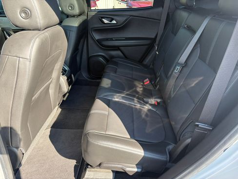 Used 2020 Chevrolet Blazer LT FWD image 26