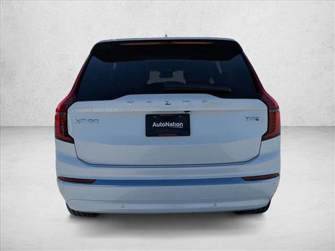 New 2026 Volvo XC90 T8 Ultra w/ Lounge Package AWD/4WD image 9