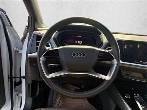Used 2024 Audi Q4 e-tron Prestige AWD/4WD image 10
