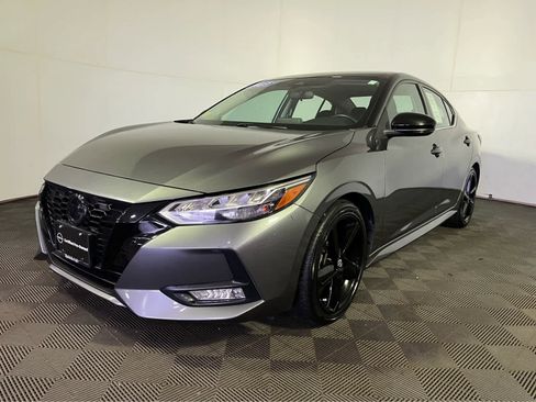 Certified 2023 Nissan Sentra SR w/ Midnight Edition Package FWD image 4