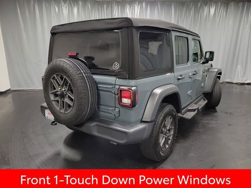 Used 2024 Jeep Wrangler Unlimited Sport AWD/4WD image 8