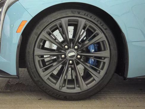 Used 2025 Cadillac CT5 V Blackwing w/ Precision Package RWD image 5