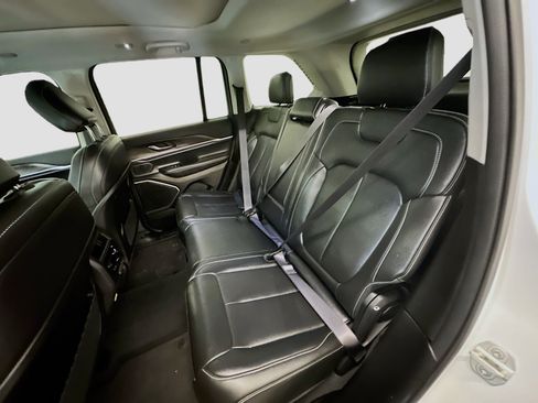 Used 2023 Jeep Grand Cherokee 4WD 4xe image 30