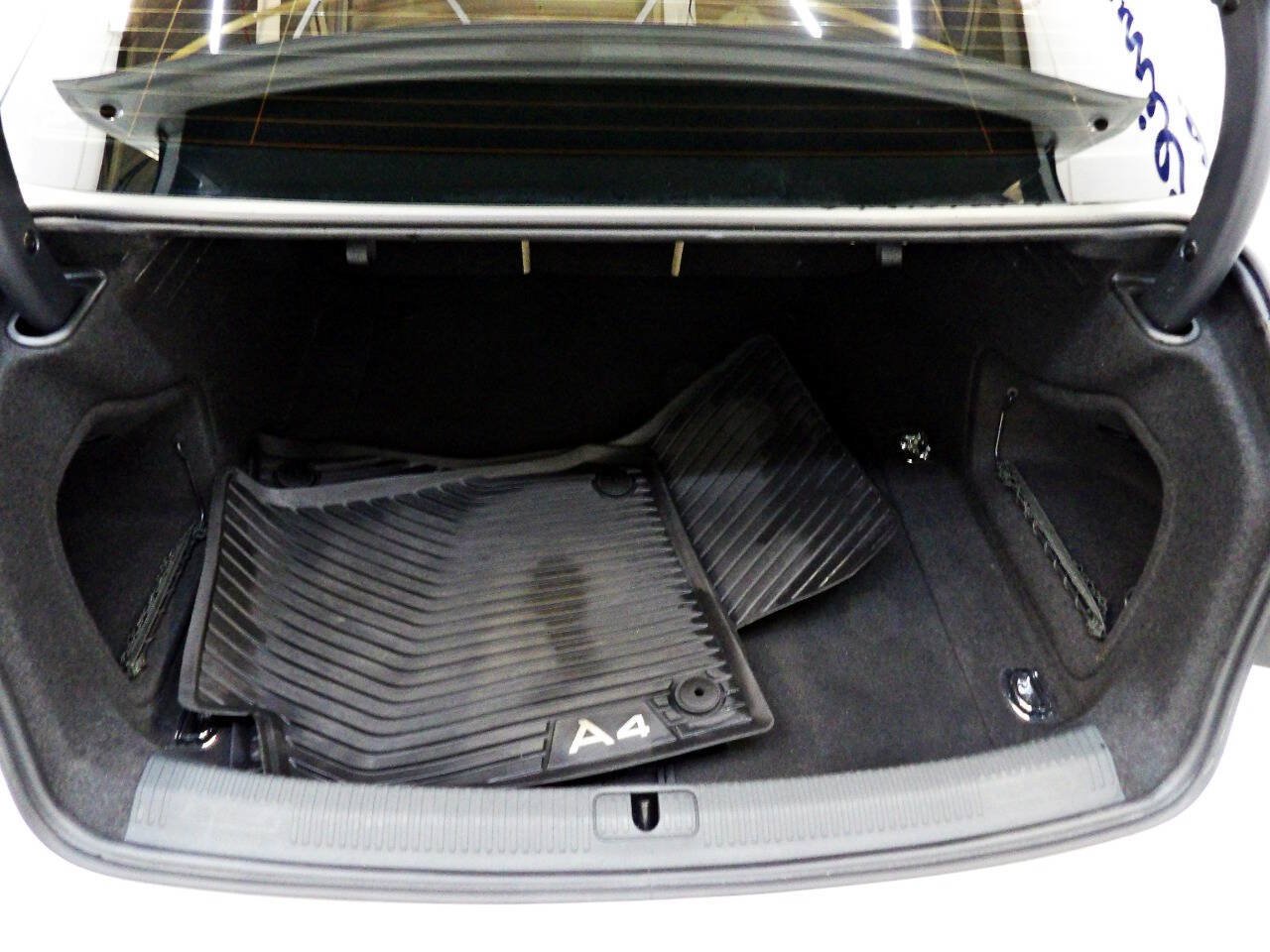 Used 2017 Audi A4 2.0T Premium FWD image 13