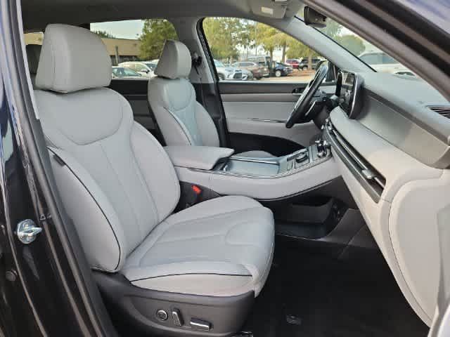 Used 2025 Hyundai Palisade SEL FWD image 19