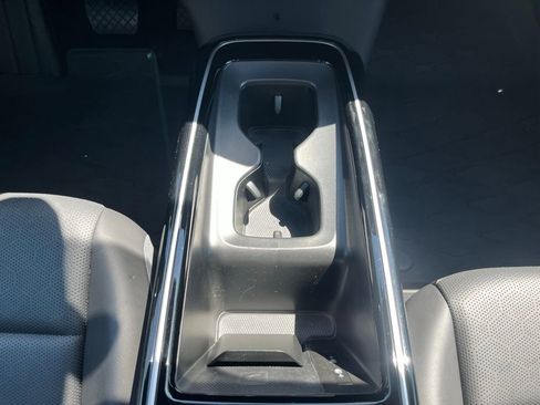 Certified 2023 Volkswagen ID.4 Pro S AWD/4WD image 13