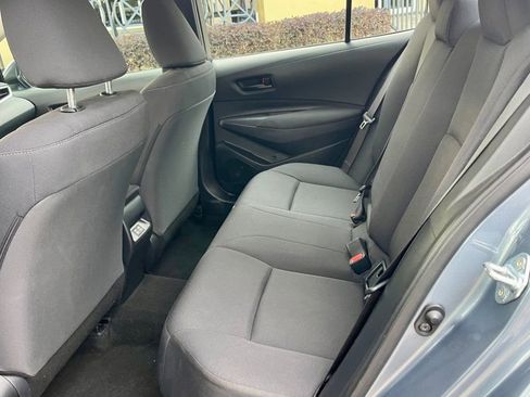 Used 2025 Toyota Corolla LE image 9