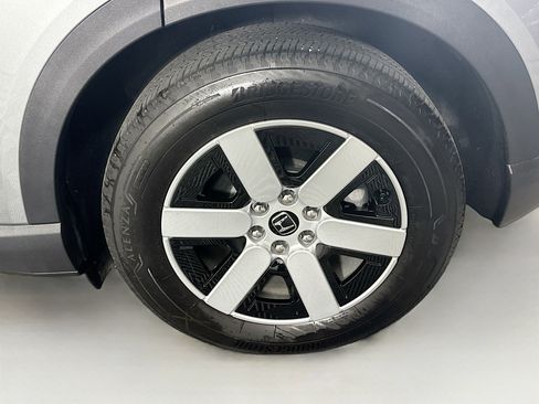 Used 2024 Honda Prologue EX image 11