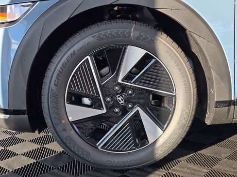 New 2026 Hyundai Ioniq 5 SEL image 11