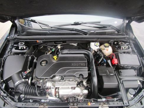 Certified 2024 Chevrolet Malibu LT image 9