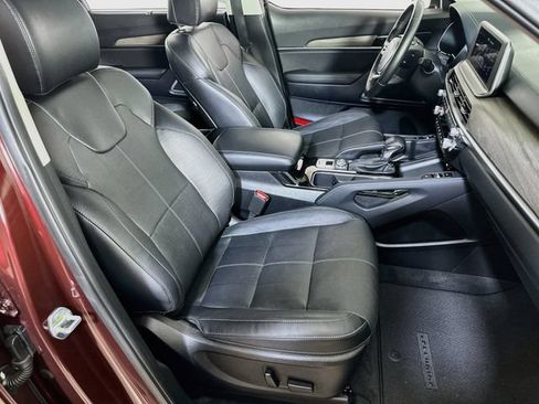 Used 2022 Kia Telluride EX w/ EX Premium Package FWD image 12