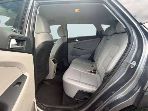 Used 2020 Hyundai Tucson SEL FWD image 13