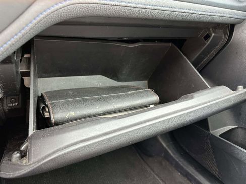 Used 2017 Toyota Corolla SE w/ Carpet Mat Package (TMS) FWD image 19