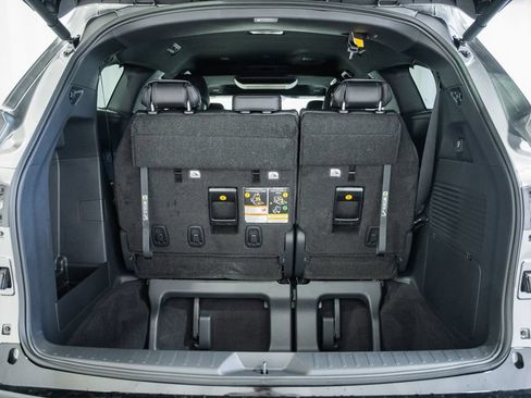 New 2026 Toyota Sienna Platinum AWD/4WD image 10