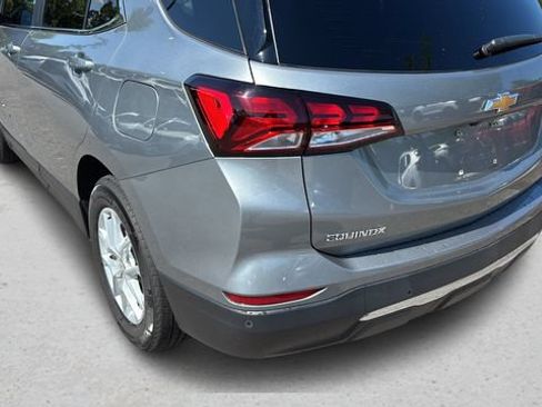 Used 2024 Chevrolet Equinox LT FWD image 34