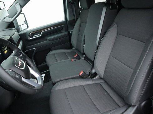 New 2026 GMC Sierra 2500 SLE w/ SLE Value Package; image 24