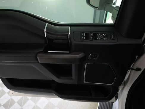 Used 2022 Ford F350 Platinum image 15