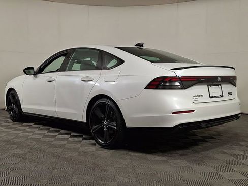 Used 2023 Honda Accord Sport image 7