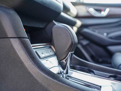 Used 2024 Subaru Ascent Touring image 23