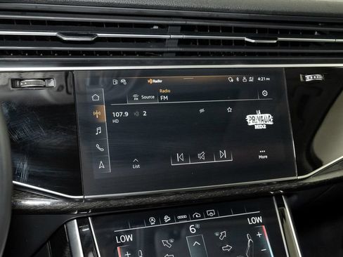 Used 2023 Audi Q7 2.0T Premium w/ Towing Package AWD/4WD image 16