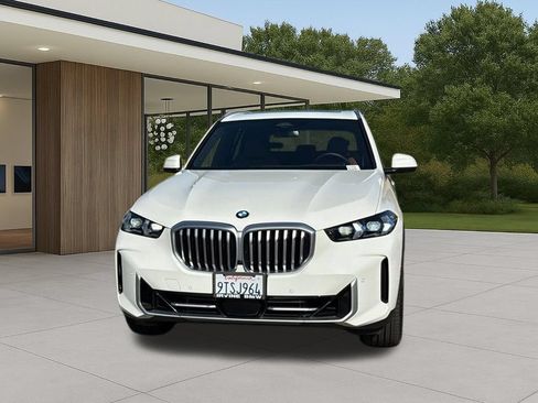 Used 2026 BMW X5 sDrive40i w/ Premium Package RWD image 3