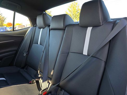 Used 2025 Toyota Camry SE image 19