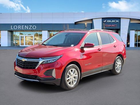 Used 2023 Chevrolet Equinox LT FWD image 1