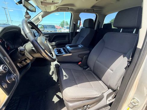 Used 2019 Chevrolet Silverado 1500 LT w/ LPO, Black Pack AWD/4WD image 10