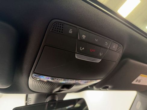 Used 2017 Mercedes-Benz E 300 4MATIC image 87