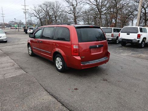 Used 2009 Dodge Grand Caravan SE image 5