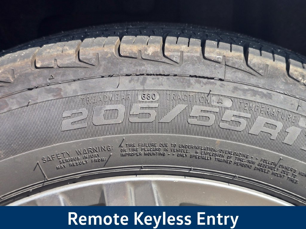 Used 2024 Volkswagen Jetta SE FWD image 9