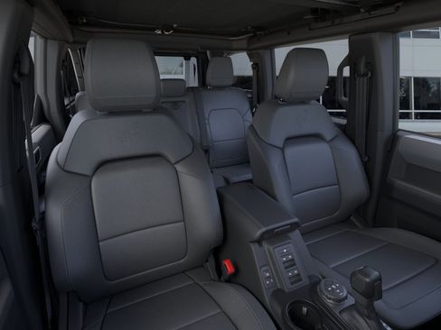 New 2025 Ford Bronco Big Bend w/ Black Diamond Package AWD/4WD image 35