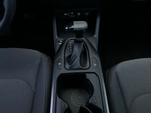 Used 2025 Kia K4 LXS image 14