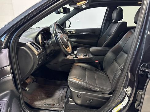 Used 2014 Jeep Grand Cherokee Limited w/ Luxury Group II AWD/4WD image 22