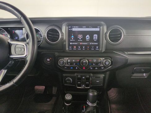 Used 2021 Jeep Wrangler Unlimited Sahara w/ Cold Weather Group AWD/4WD image 17