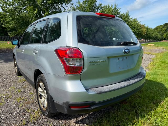 Used 2014 Subaru Forester 2.5i AWD/4WD image 3
