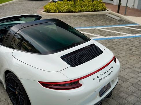 Used 2018 Porsche 911 Targa 4 GTS AWD/4WD image 46