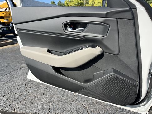 New 2025 Honda Accord SE image 14