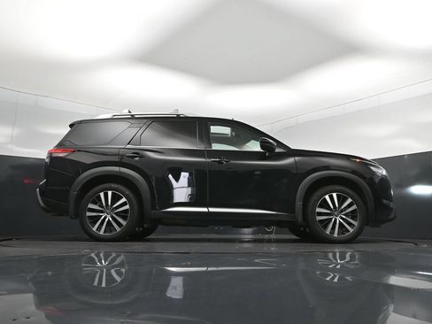 Used 2023 Nissan Pathfinder Platinum w/ Cargo Package FWD image 44