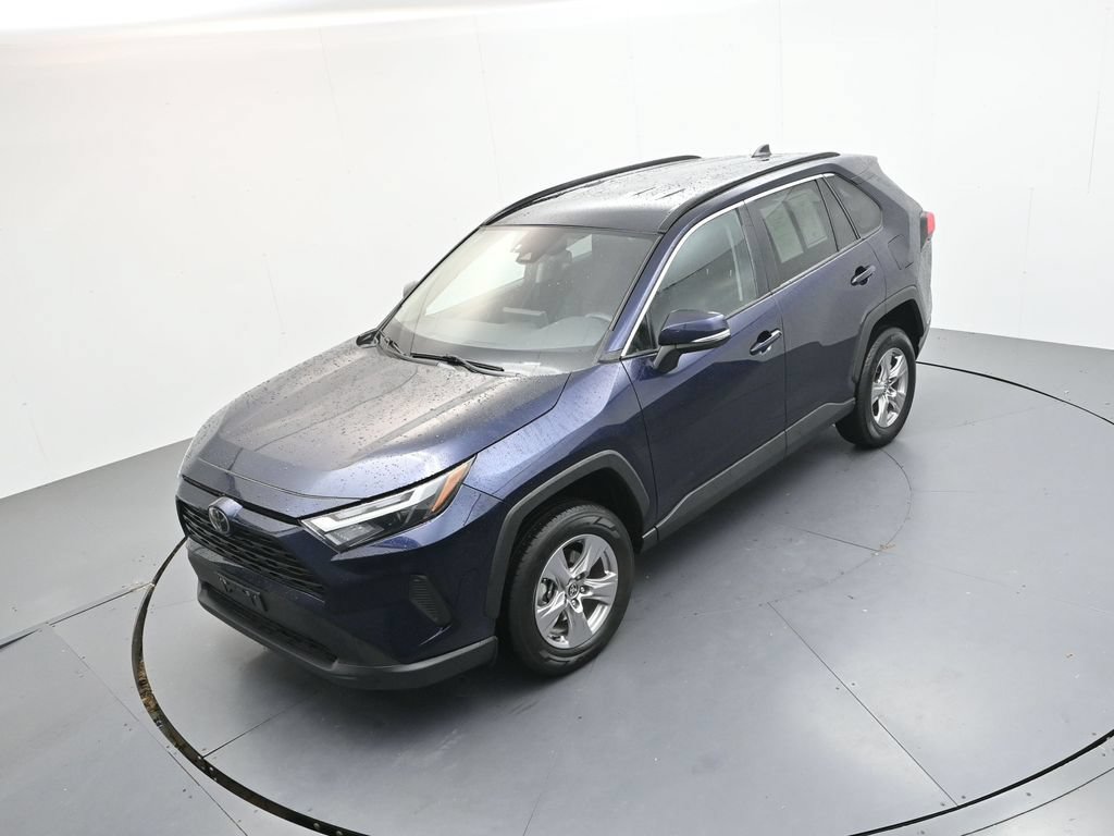 Used 2025 Toyota RAV4 XLE FWD image 24