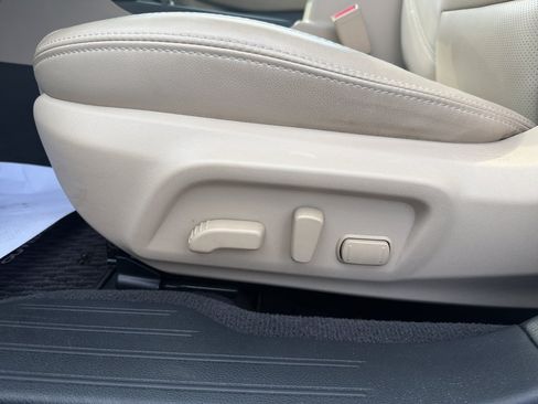 Used 2019 Subaru Outback 3.6R Limited w/ Popular Package #2 AWD/4WD image 11