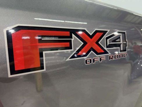 Used 2022 Ford F250 Limited w/ FX4 Off-Road Package AWD/4WD image 21