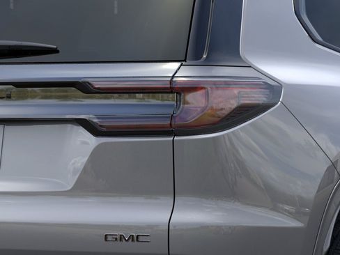 New 2027 GMC Acadia Denali Ultimate w/ LPO, Black Badging Package AWD/4WD image 35